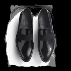 Mocassin smoking